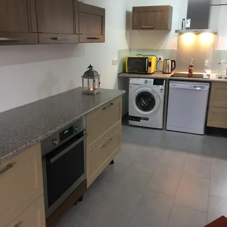 Na Samote S Virivkou 塔博尔